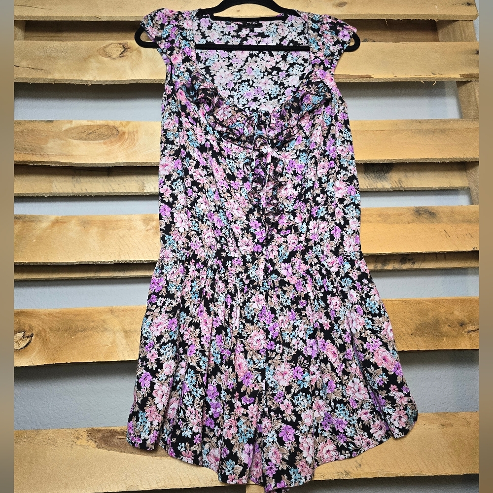 Guess floral short romper size:S Color:Purple/Black